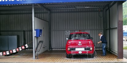 Anbieter - Fahrzeugarten: Gebrauchtfahrzeuge - Regensberg - Firmeneigene Waschanlage, die gross genug ist für Wohnmobile und Camper - Vogel Wohnmobile