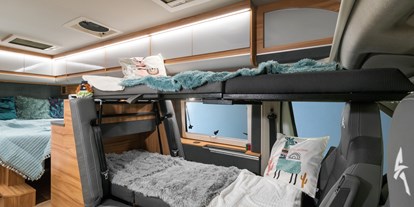 Anbieter - Werkstatt Camperbereich - Menzberg - Ihre Teenager werden die Affinity-Stockbetten lieben. Das Fahrzeug ist auch ohne diese Etagen-Betten erhältlich, wodurch Sie zusätzlichen Stauraum erhalten. - womorol gmbh