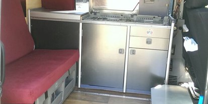 Anbieter - PLZ 3066 (Schweiz) - Camper-Ausbau nach Kundenwunsch - Thymen's Bus-Werkstatt