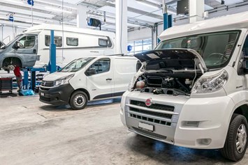 Wohnmobile: Nutzfahrzeug Werkstatt für Wohnmobile aller Marken - Hammer Auto Center AG