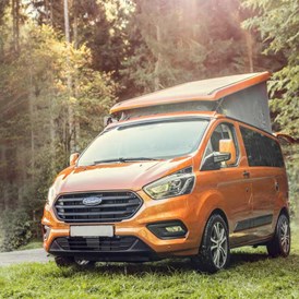 Camper: Der kompakte Campingbus für deine Ferien! - Garage Stahel AG