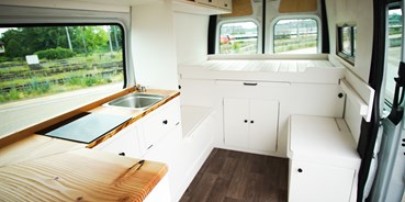 Anbieter - Fahrzeugtypen: Camperbus - Schweiz - biwak lab